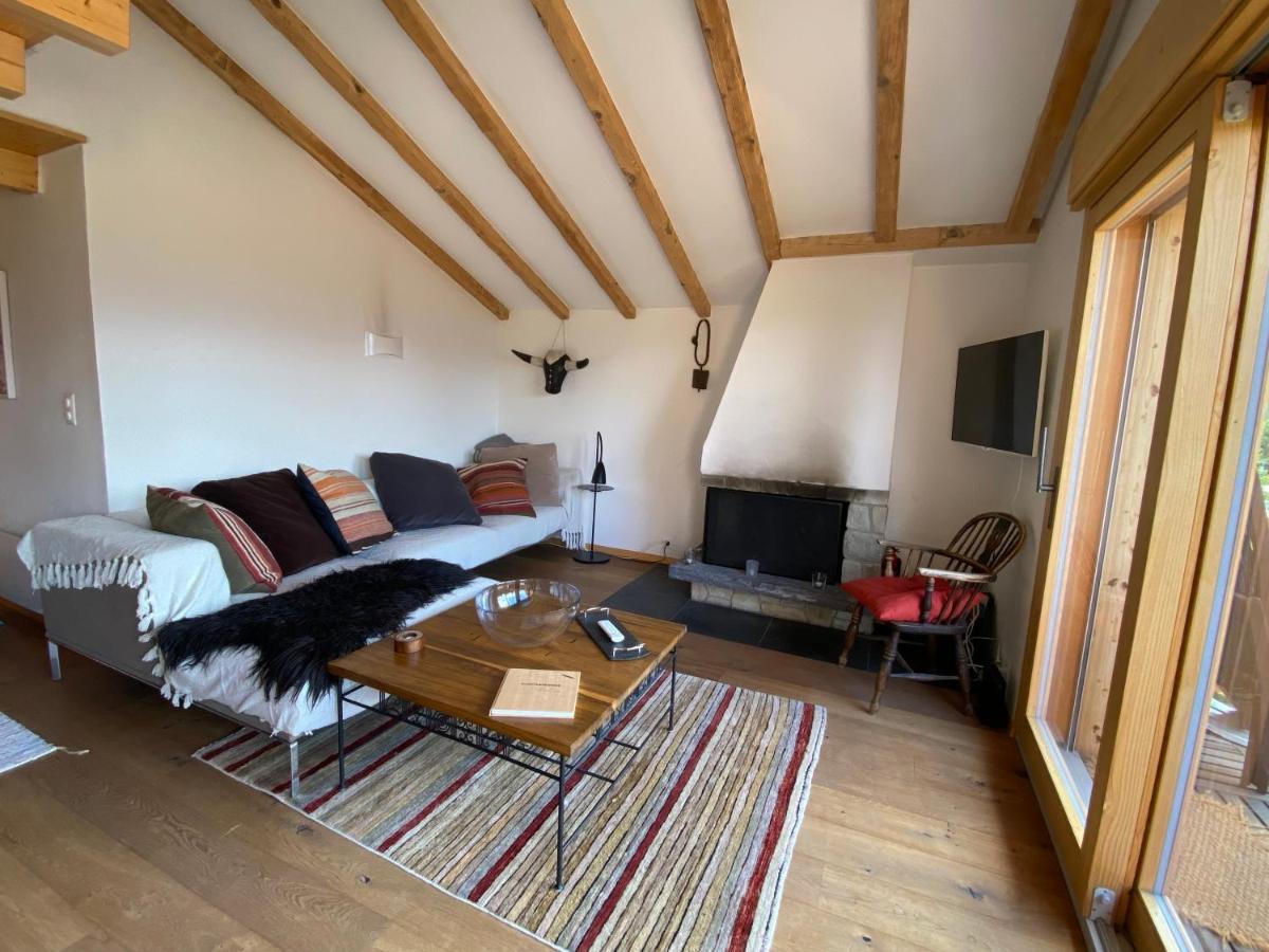 Sunny Apt, Fabulous View & Balcony, Sleeps 8 Apartment