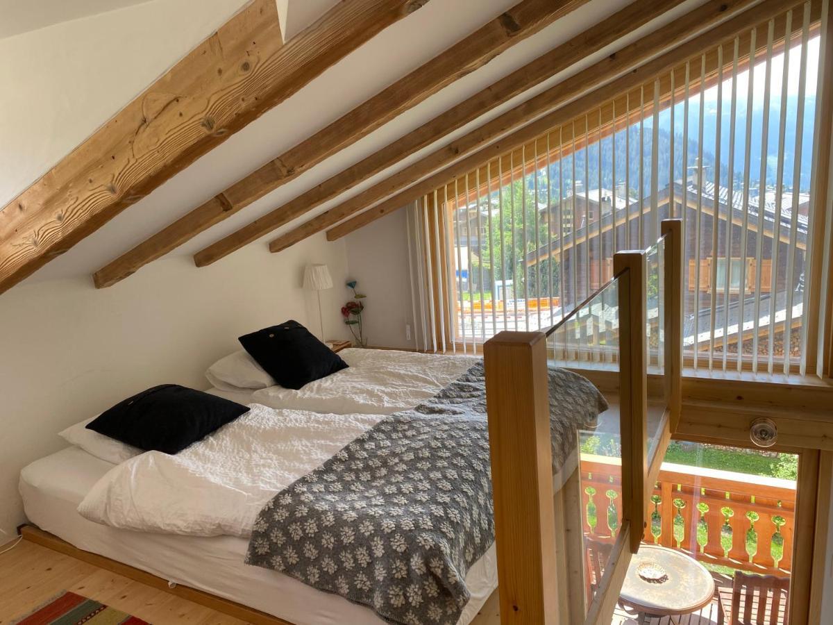 Sunny Apt, Fabulous View & Balcony, Sleeps 8 Verbier